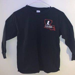 ✨black St. Jude long sleeve tee shirt✨